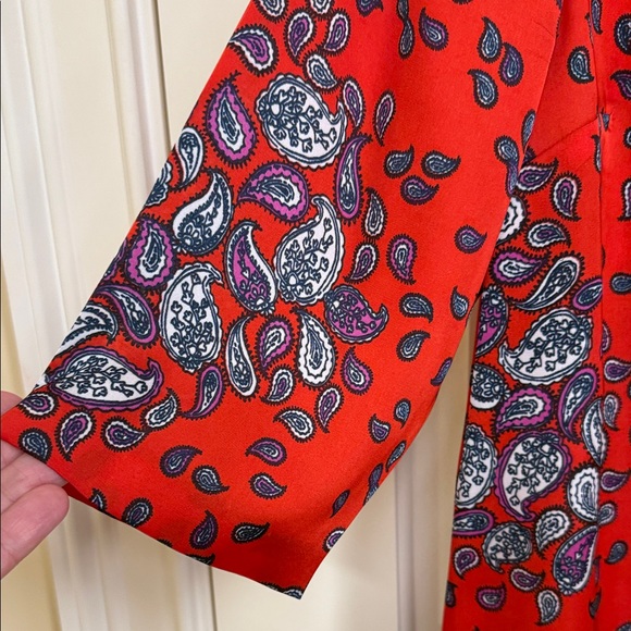 Jones New York Red and Navy Paisley Blouse - Picture 3 of 10